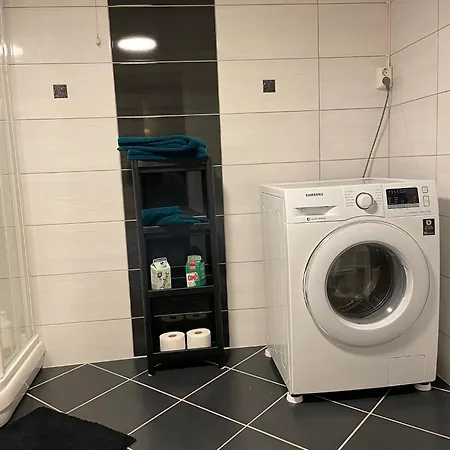 아파트 One Bedroom Frednes 포르스그룬
