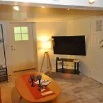 Frednes Cosy Retreat - Short Walking Distance To Centre - Free Private Parking And Internet * Porsgrunn