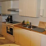 Frednes Cosy Retreat - Short Walking Distance To Centre - Free Private Parking And Internet * Porsgrunn