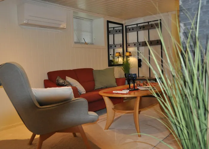 Appartamento Frednes Cosy Retreat - Short Walking Distance To Centre - Free Private Parking And Internet